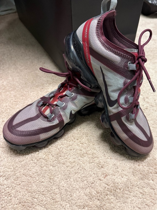 Nike Shoes - Nike Women's VaporMax Flyknit Plus - Maroon/White